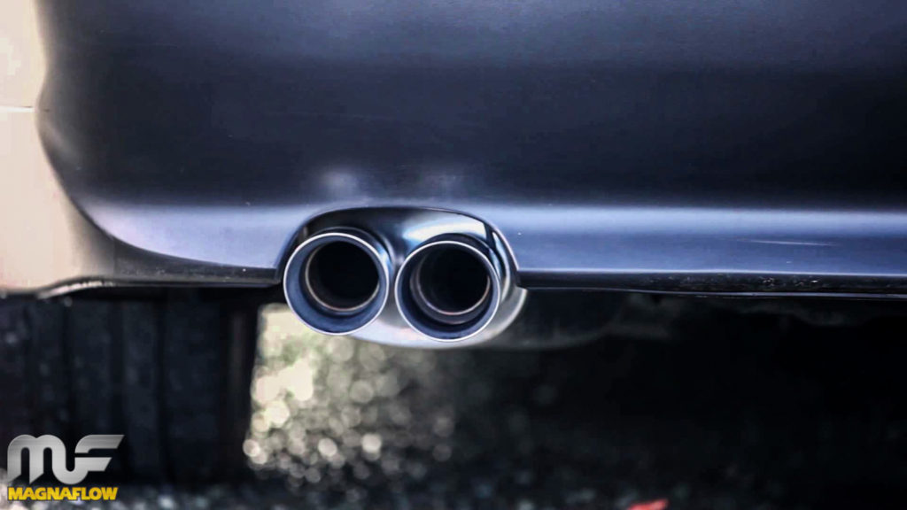 BMW_E60_545i_Magnaflow_Exhaust_16558_img001