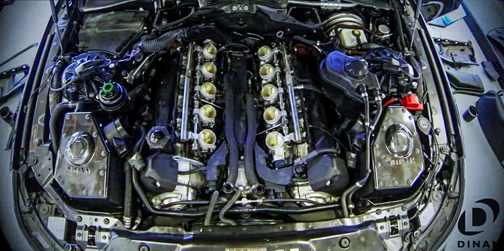 BMW_E60_M5_Dinan_Throttle_Bodies_S85_3