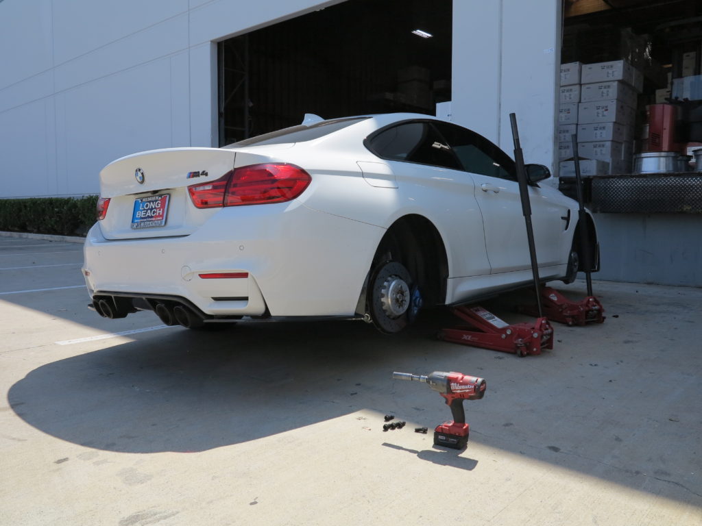 BMW_F82_M4_Alan_Avant_Garde_M621_TestFitPics (18)