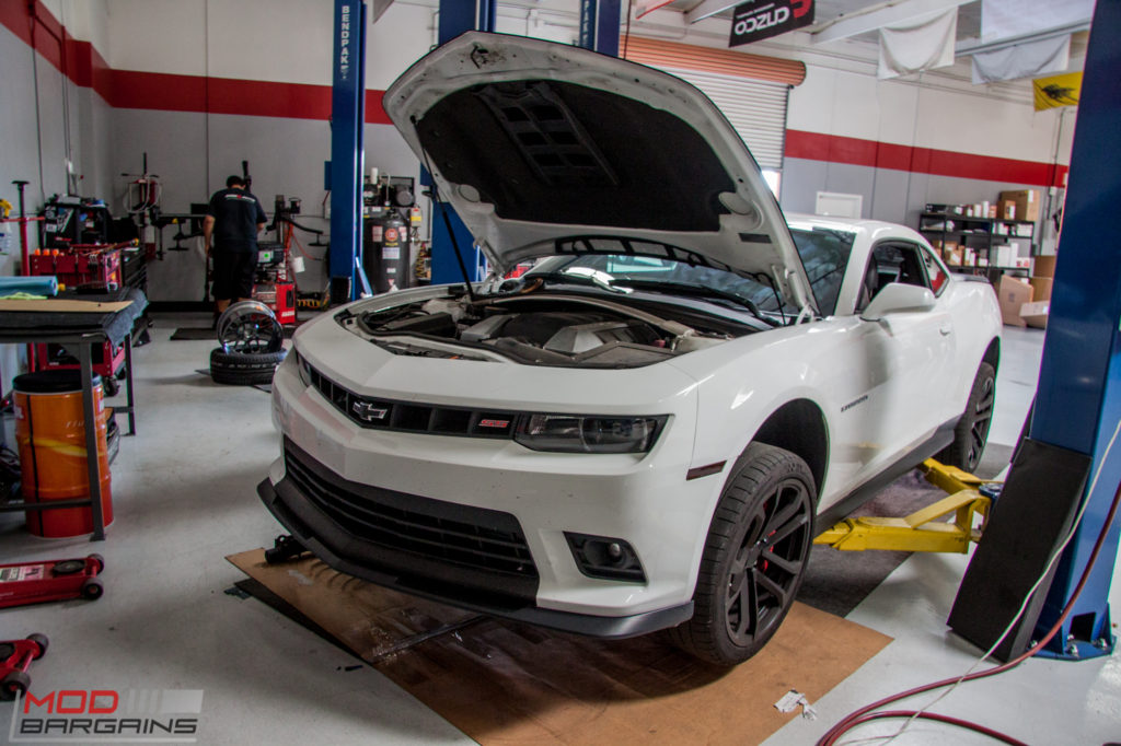 Chevrolet Camaro SS fake 1LE Springs (17)