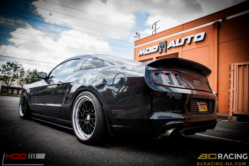 Ford Mustang GT S197 BC Coilovers Eurotek MM6 20in (14)