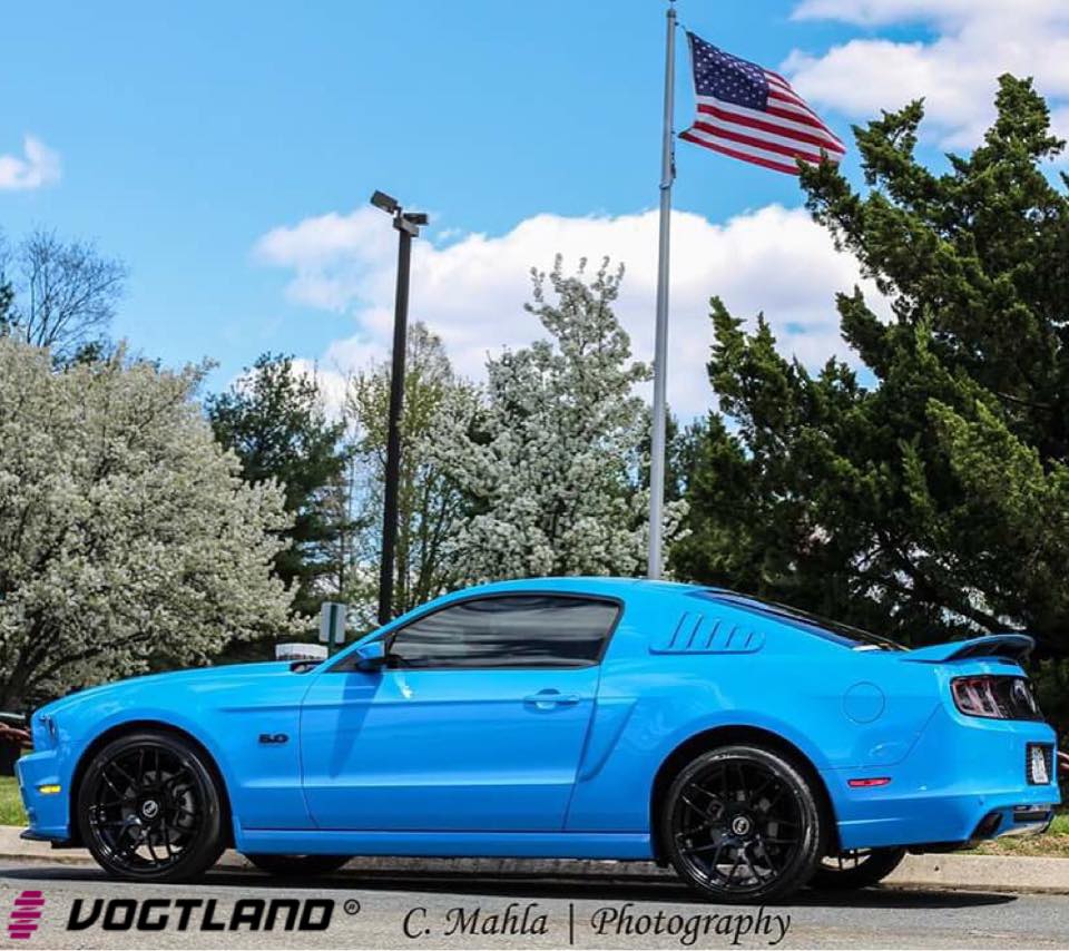 Ford_S197_Mustang_GT_Vogtland_Coilovers_img004