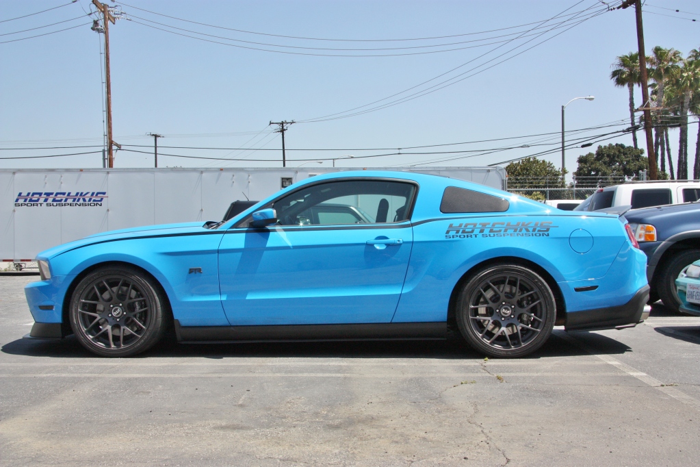 Ford_S197_Mustang_RTR_Hotchkis_Springs