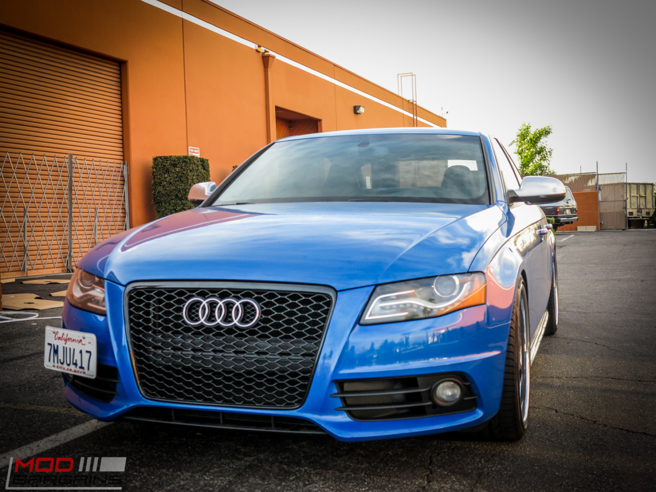 Audi_B8_S4_SepangBlue_RS_Grille (2)