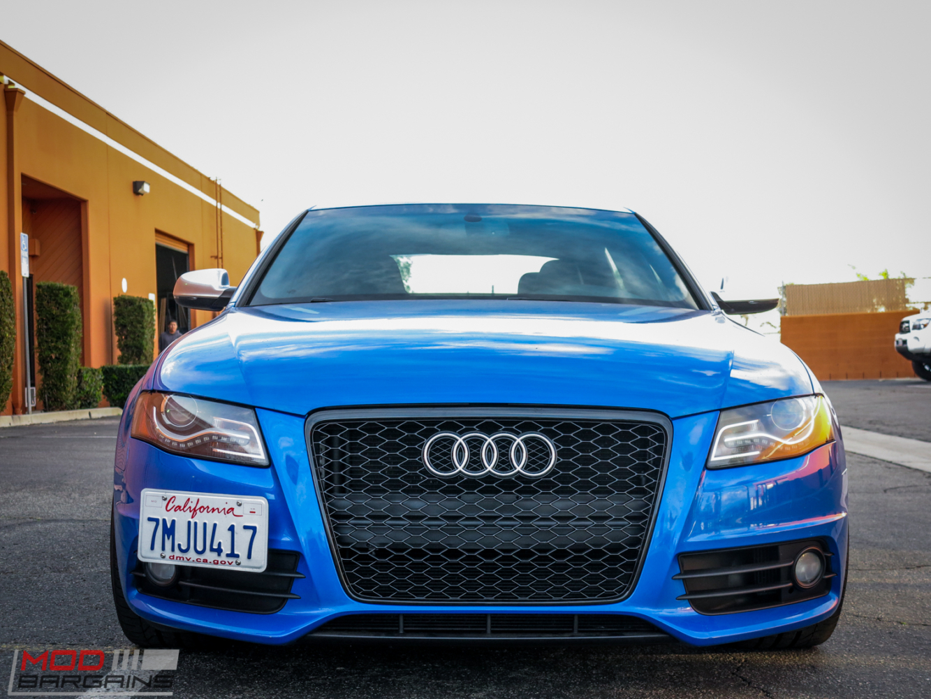 Audi_B8_S4_SepangBlue_RS_Grille (5)