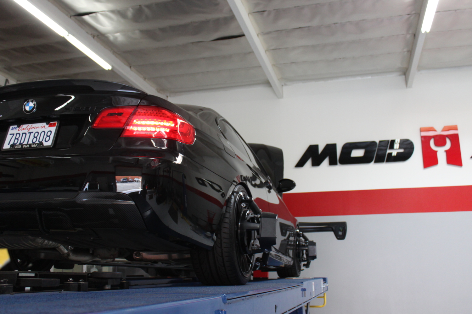 BMW_E92_328i_CF_Diffuser_Alignment_Black (3)