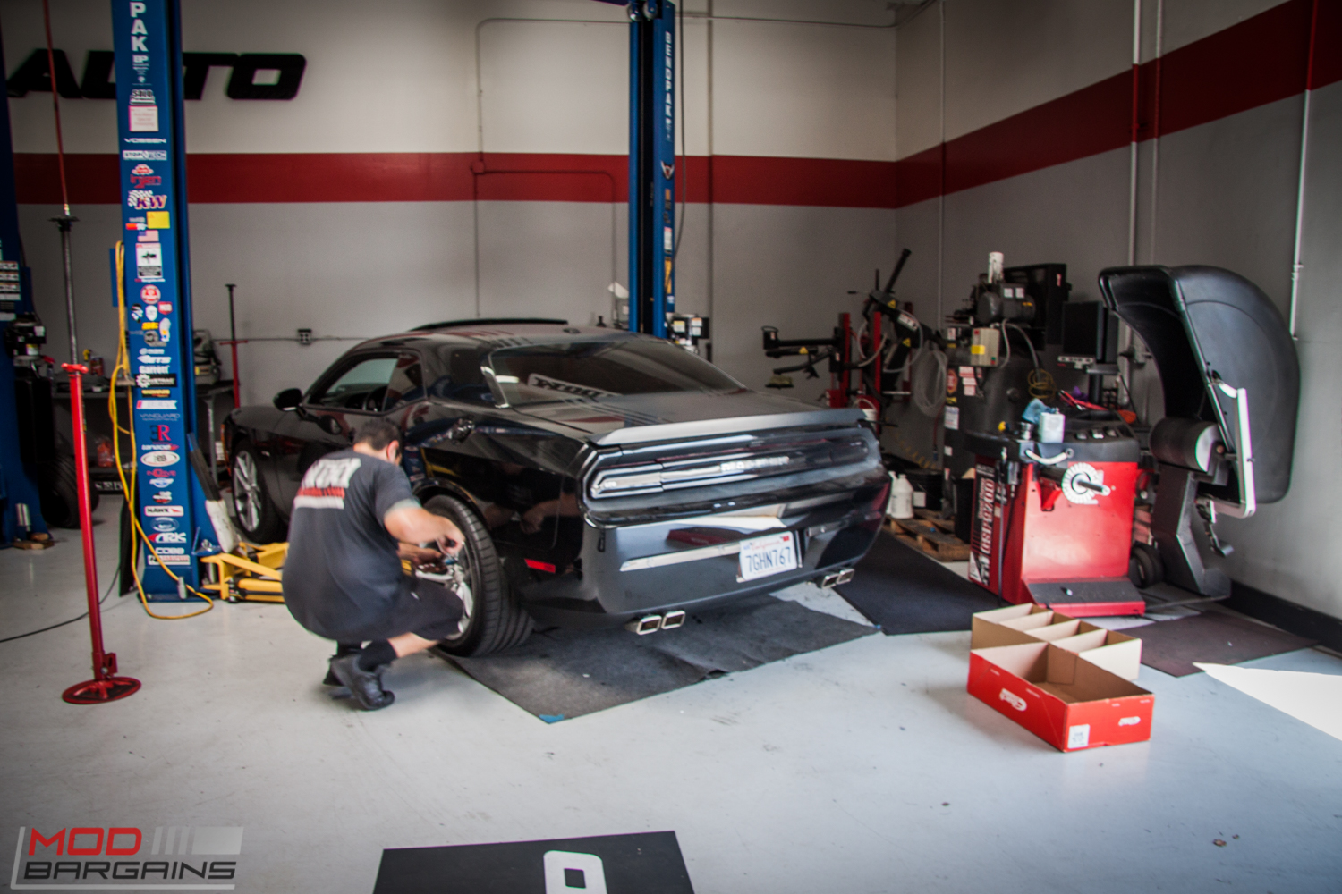 dodge-challenger-rt-black-niche-eibach-borla-atak-5