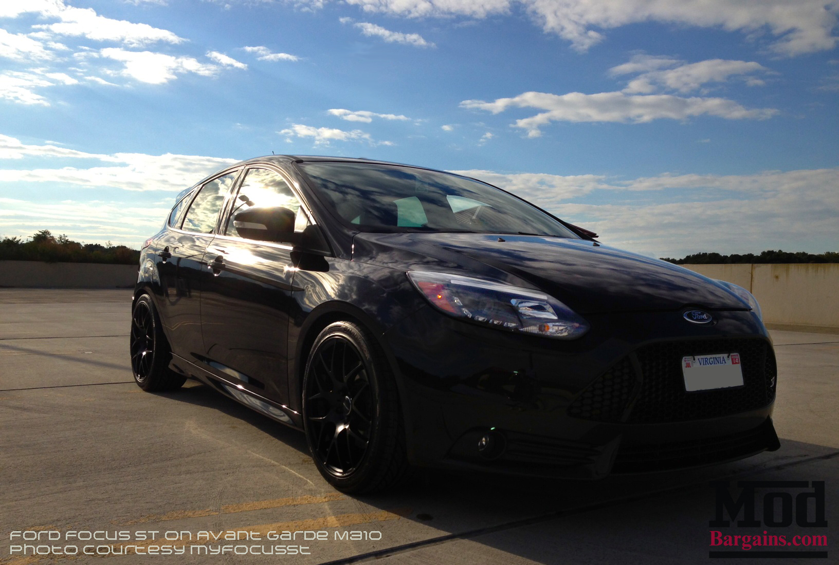 Total Blackout: Ford Focus ST on Matte Black Avant Garde M310 Wheels