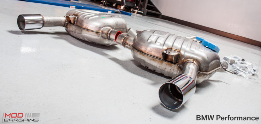BMW_Performance_335i_E90_Exhaust-4