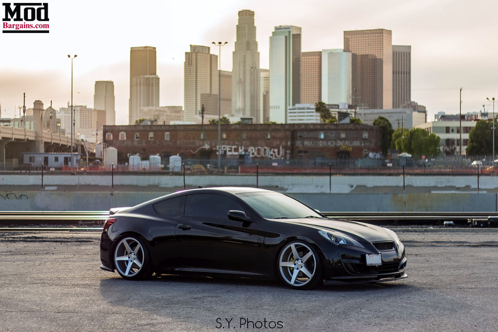 Hyundai Genesis Coupe - 20x9" / 20x10.5" Satin Silver M550