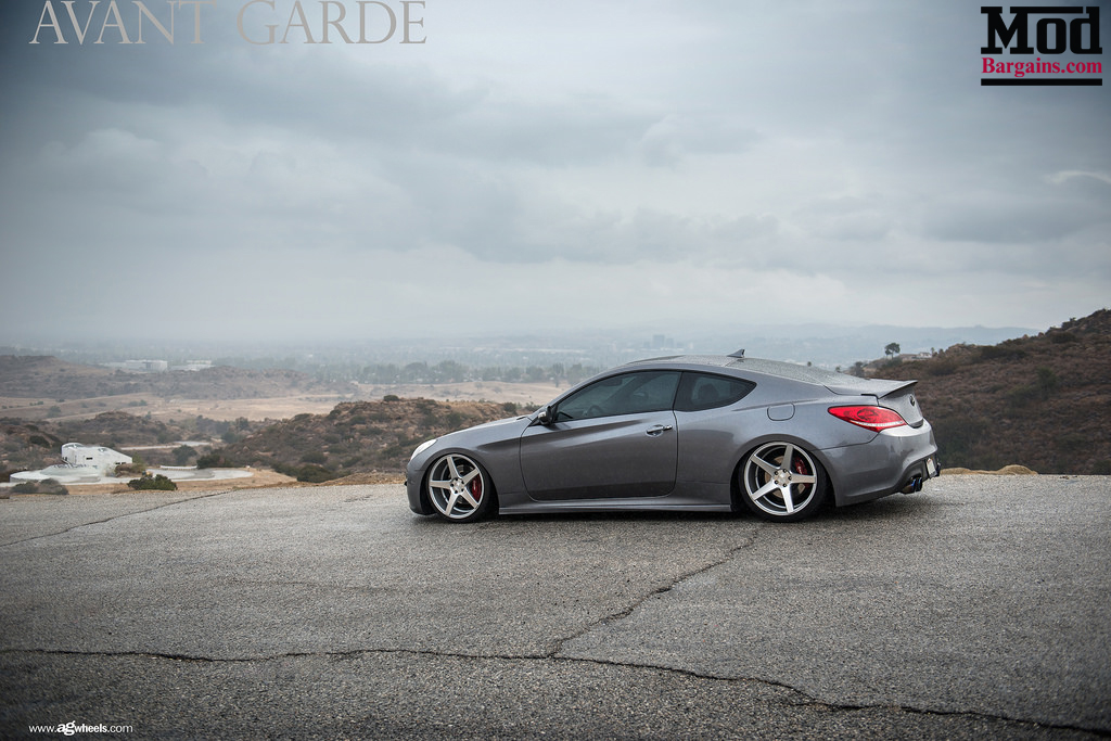 Hyundai Genesis Coupe - 20x9" / 20x10.5" Satin Silver M550