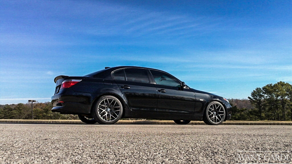 BMW E60 550i - Matte Black M310 - agwheels