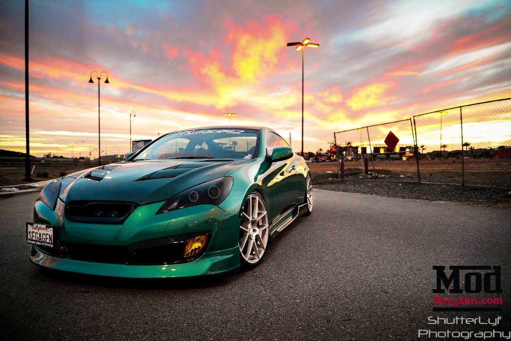 Hyundai Genesis Coupe - 20x8.5" / 20x10" Satin Silver M510