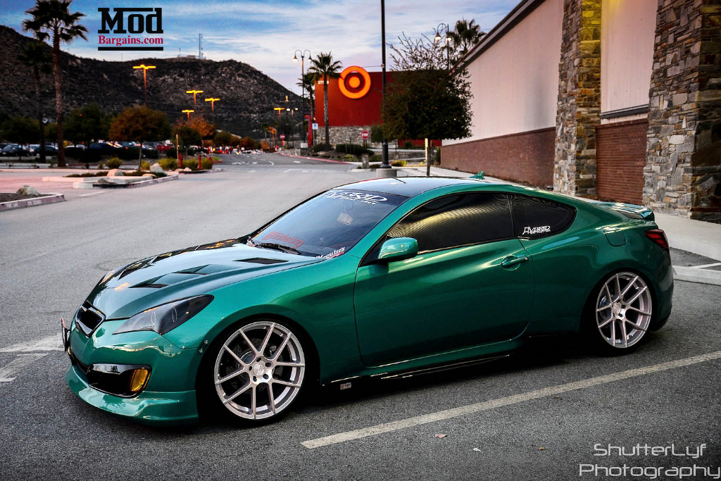 Hyundai Genesis Coupe - 20x8.5" / 20x10" Satin Silver M510