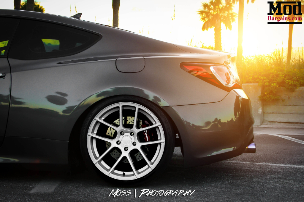 Hyundai Genesis Coupe with Avant Garde M510 Wheels