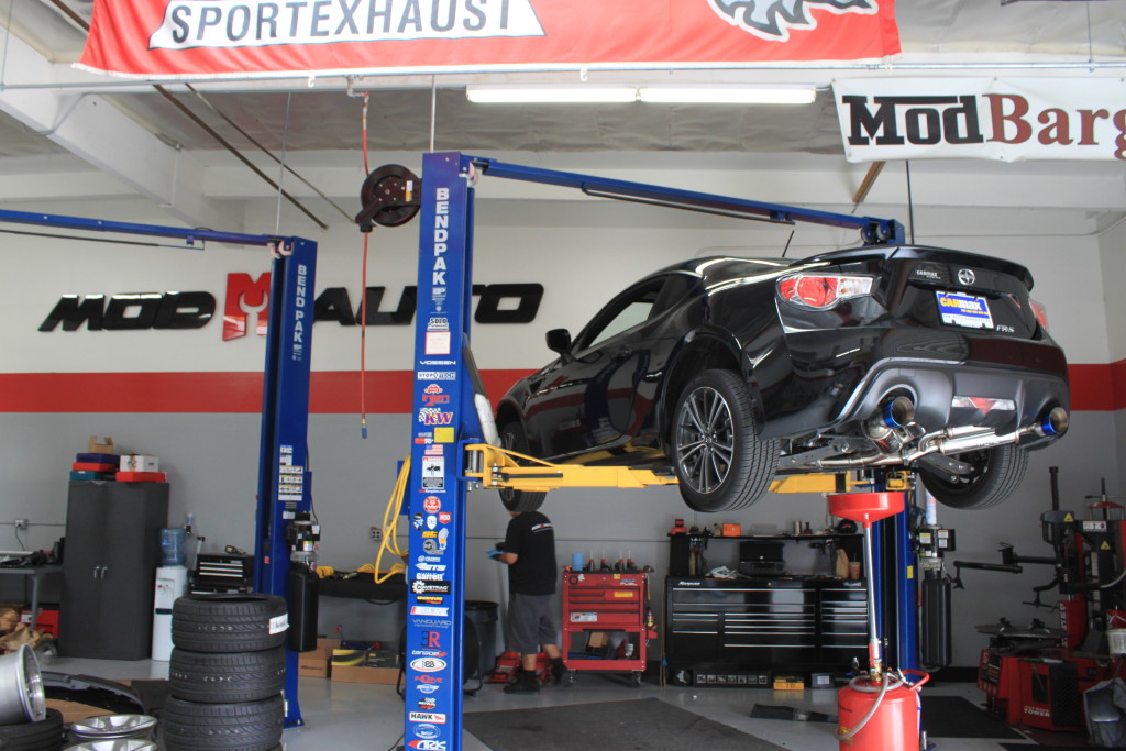 Scion FR-S Subaru BRZ Transmission Diff Oil Change MOTUL_IMG_0923