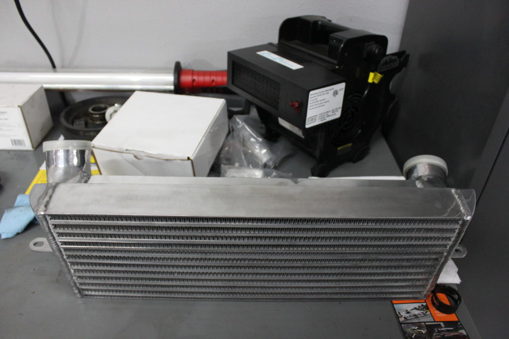 BMW_E82_135i_Evolution_Racewerks_Oil_Cooler (12)