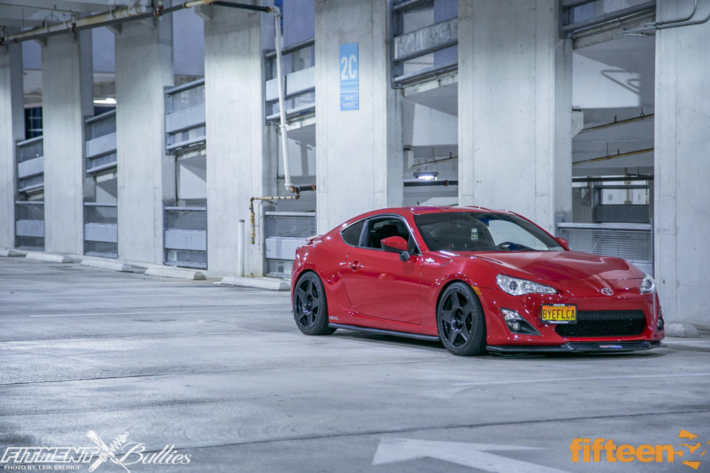 Scion_FR-S_Fifteen52_Tarmac_Gunmetal_PC (2)
