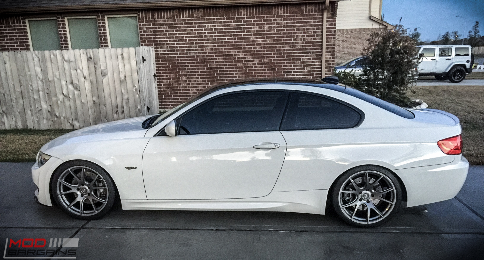 Quick Snap: Modded E92 BMW 335i on Forgestar CF5V Wheels