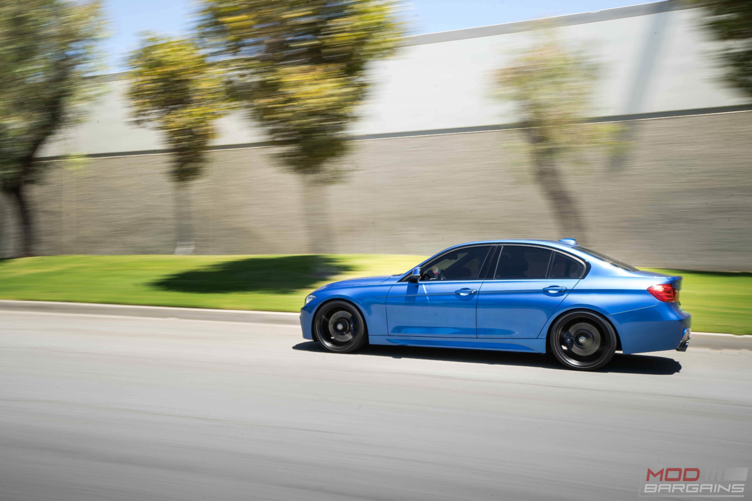 BMW F30 335i Estoril Blue HRE FF04 tarmac black