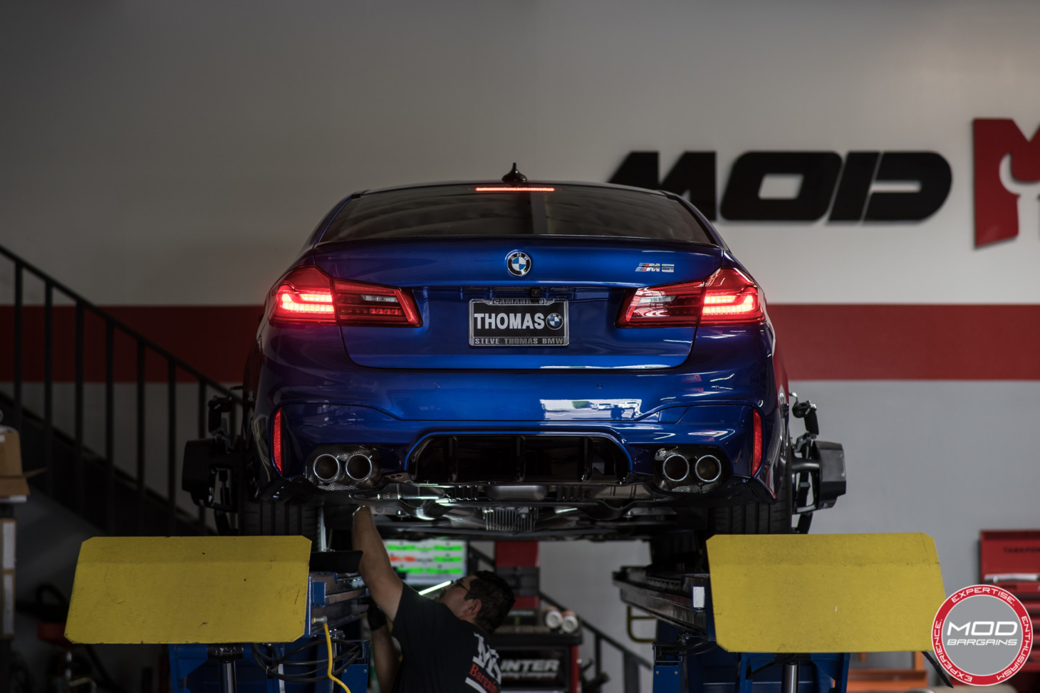 Marina Bay Blue F90 M5 on Vogtland Springs