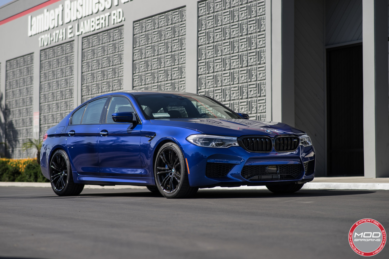 Marina Bay Blue F90 M5 on Vogtland Springs