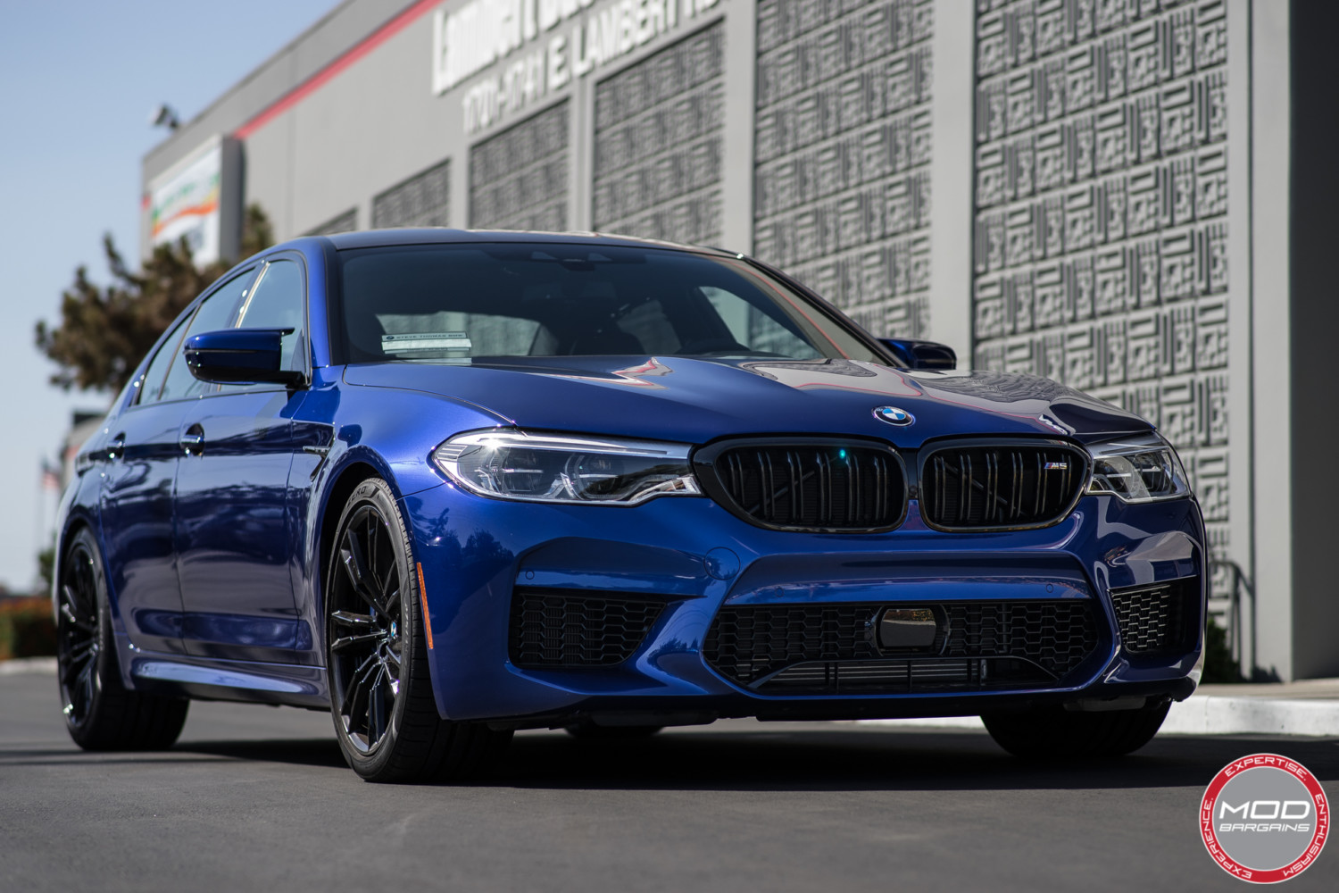 Marina Bay Blue F90 M5 on Vogtland Springs