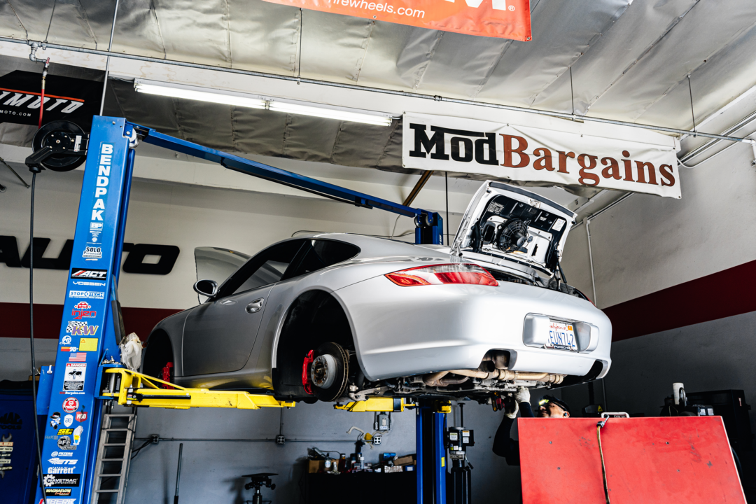 Porsche 997 C2S on ModBargains Lift