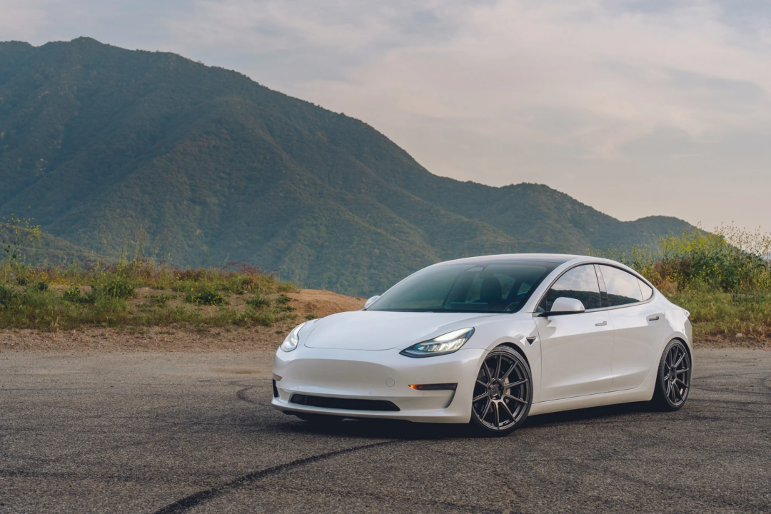 Tesla Model 3 VMR V806 Gunmetal